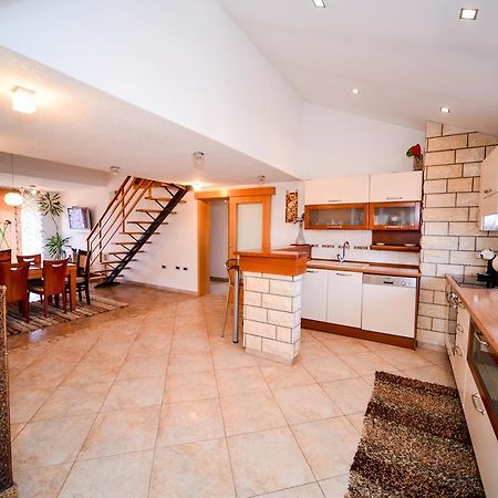Apartman Ksenija Задар Экстерьер фото