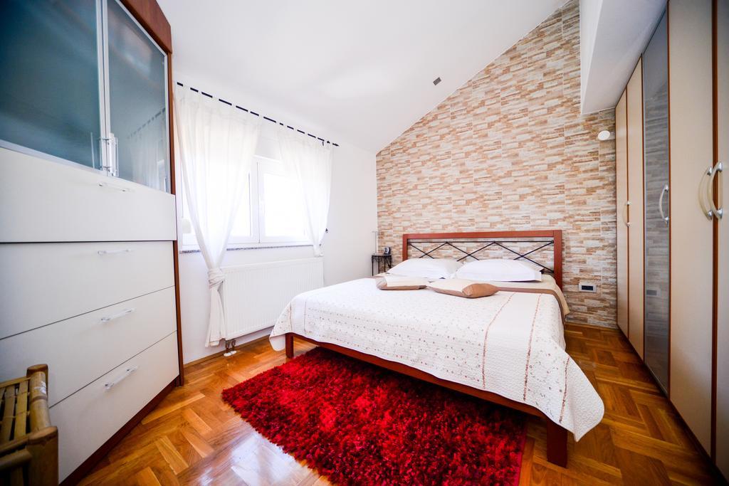 Apartman Ksenija Задар Экстерьер фото